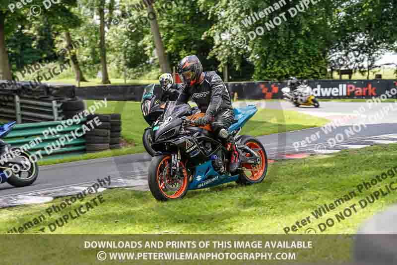 cadwell no limits trackday;cadwell park;cadwell park photographs;cadwell trackday photographs;enduro digital images;event digital images;eventdigitalimages;no limits trackdays;peter wileman photography;racing digital images;trackday digital images;trackday photos